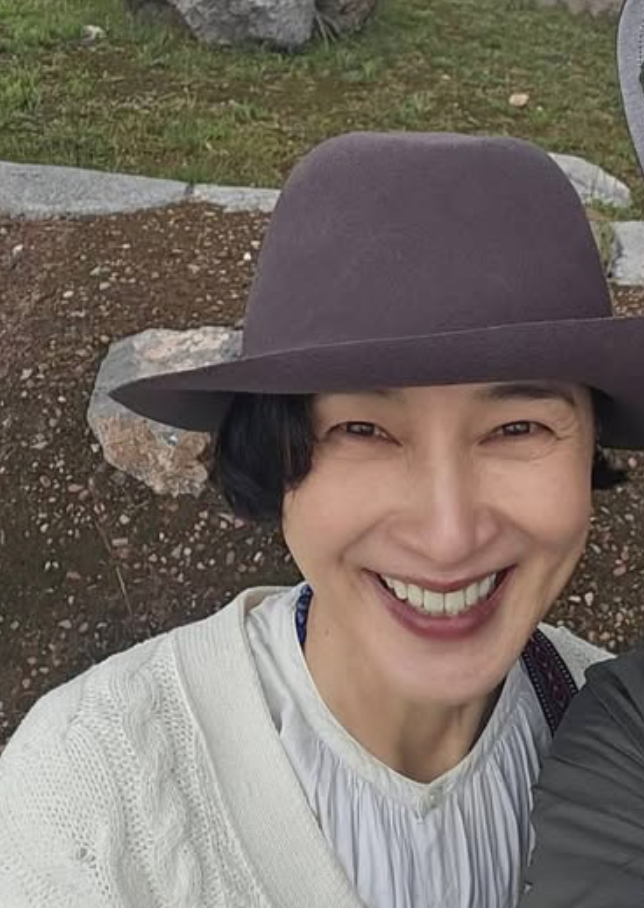 安田成美の再婚の真相と家族との静かな日常