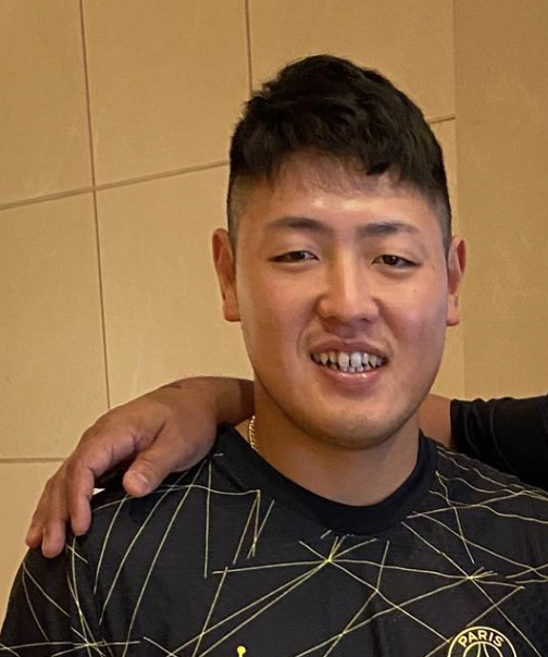 岡本和真の嫁の年齢や馴れ初めは？美人で明るい妻の素顔に迫る